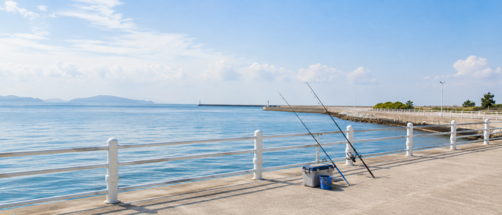 和歌山マリーナシティ海釣り公園の穏やかな海面と美しい釣り場のロケーション
